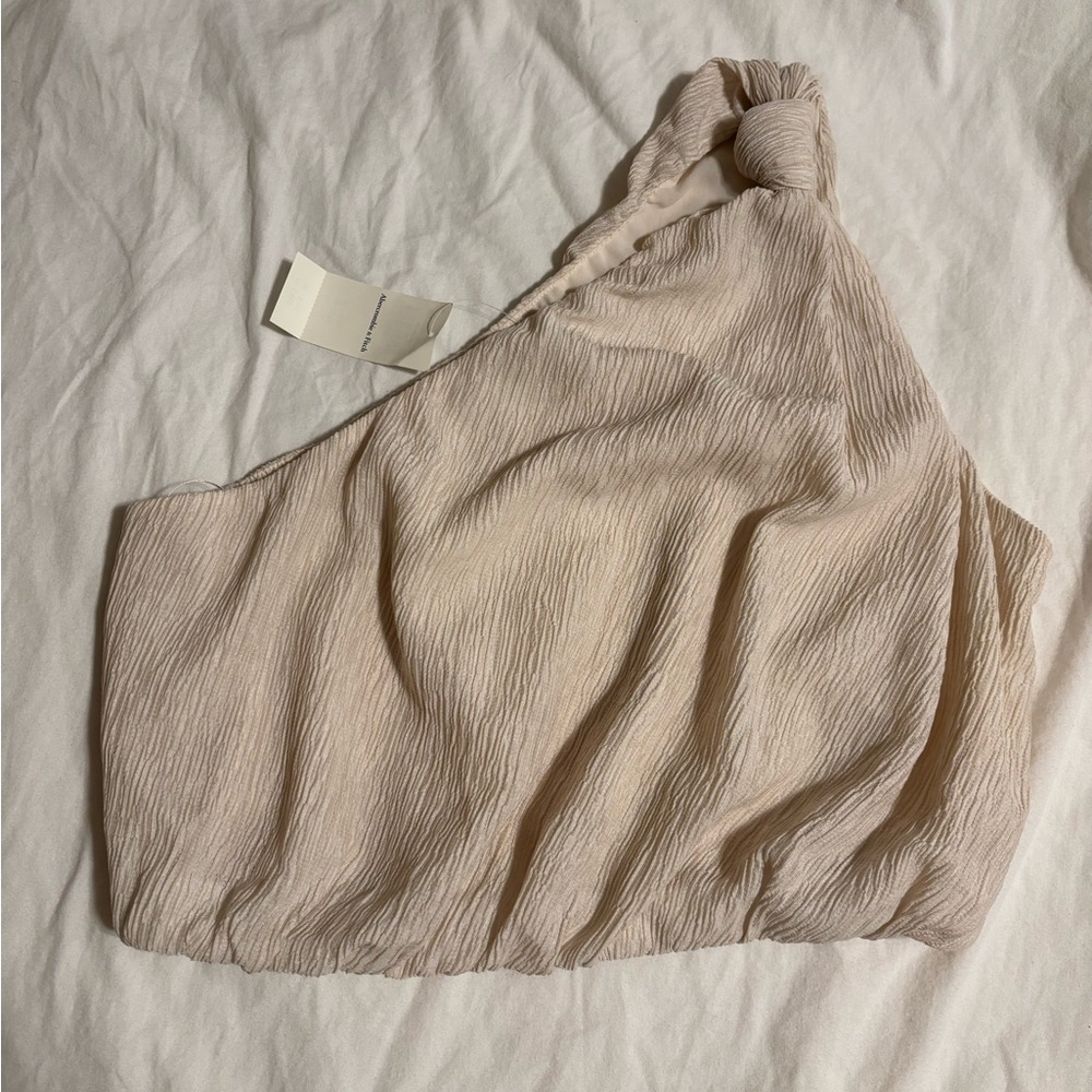 SOLD Abercrombie & Fitch Elegant Cream One-Shoulder Top